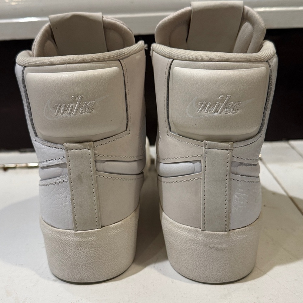 Nike Blazer Mid Victory Women’s Size 7 Sneakers - Picture 4 of 8